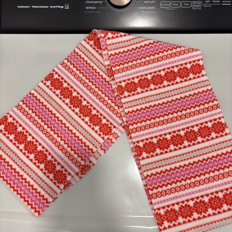 Women’s Old Navy Fleece Infinity Scarf White W Red & Pink Design