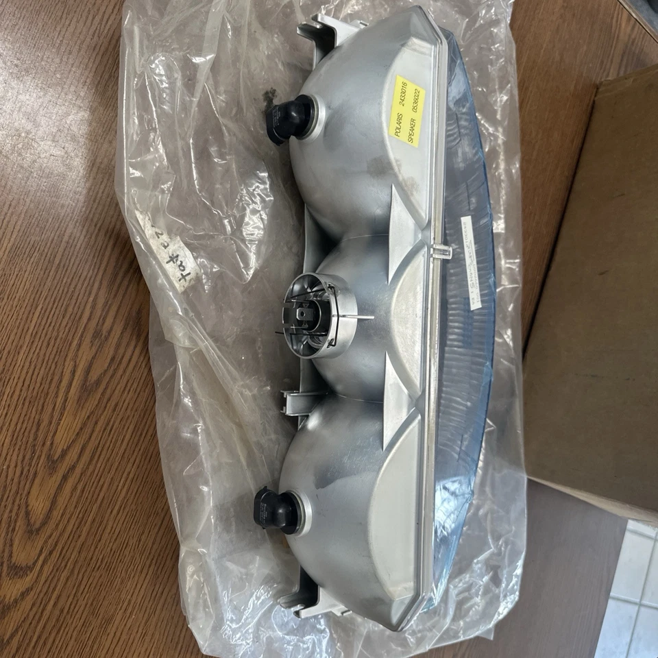 Faro Polaris 2433016 Asm tres bombillas XCR XCF XC WideTrak Triumph Trail Foto 3 de 4