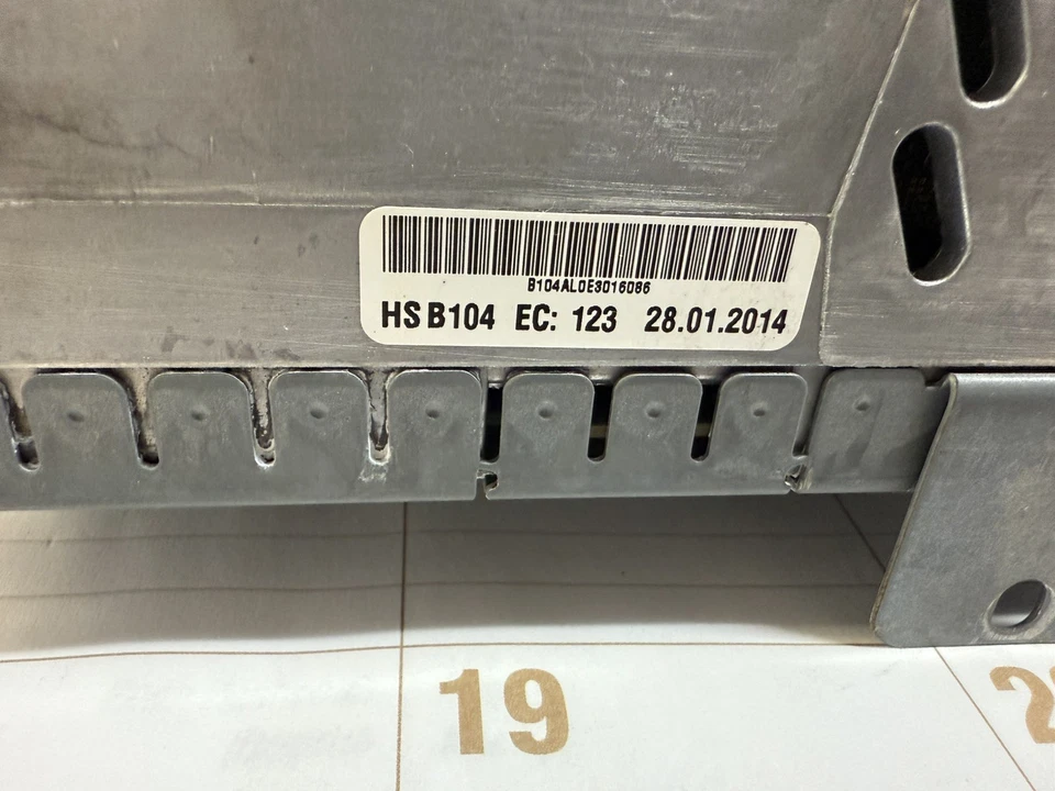 BMW F30 F32 335I 428I 435i 2013-18 amplificador de radio Harman/Becker 9330057 OEM Foto 2 de 4