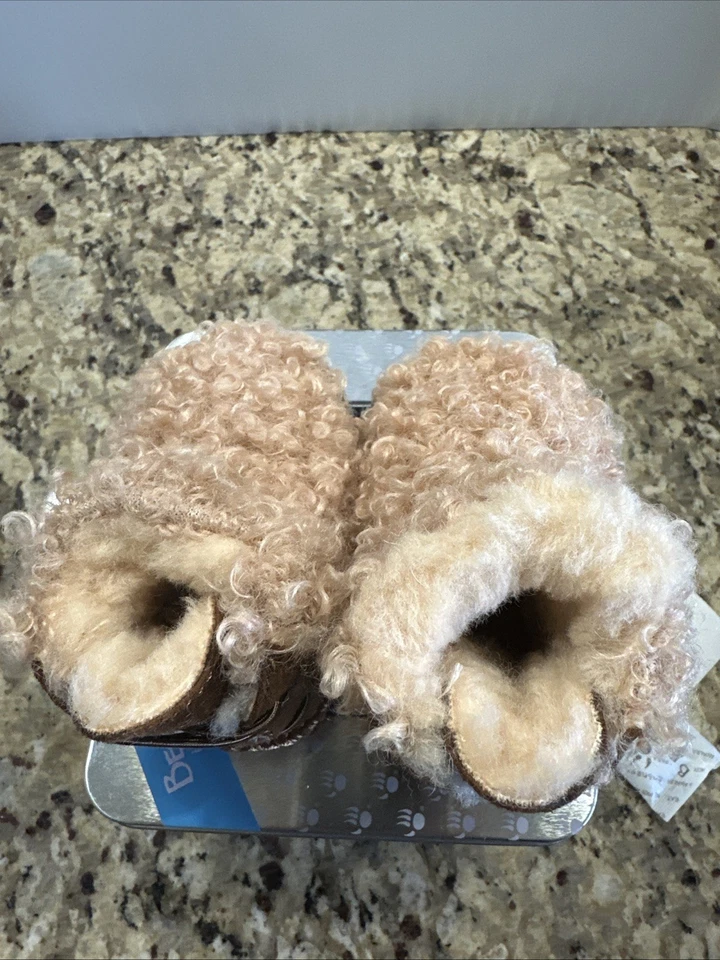 Nuevas Botas Bearpaw Kaylee Invierno Cálidas Bronceadas Infantiles S 0-6 Meses EE. UU. Lana de Oveja Suave Foto 4 de 4