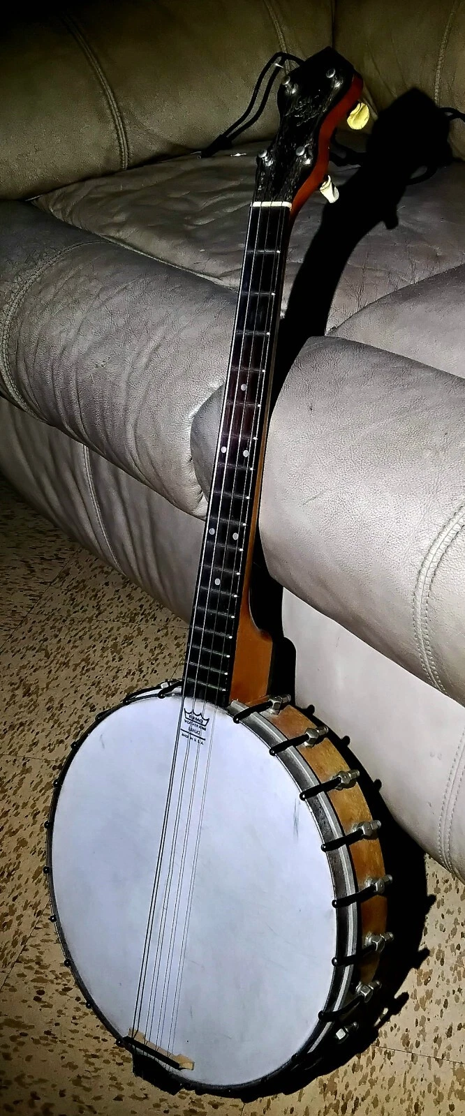 Picture 1 of 2
