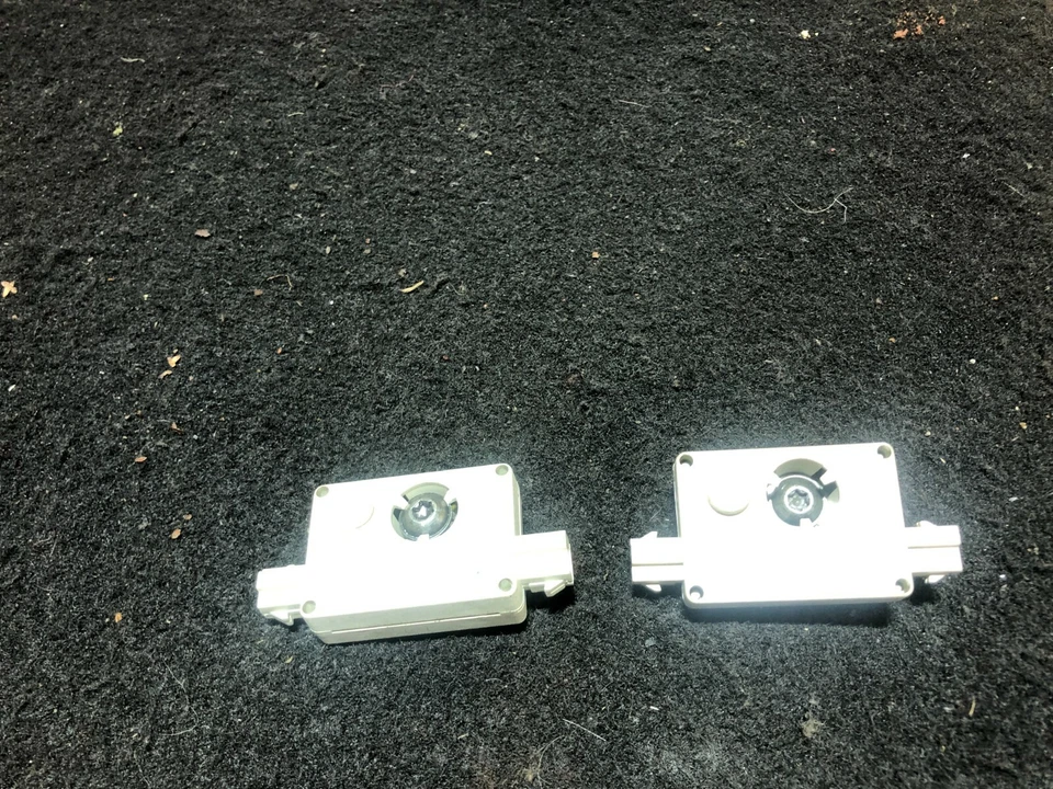 BMW X3 2006 5DR AERIAL ANTENNA AMPLIFIERS TRAP CIRCUITS 6990090 - Image 2 of 4