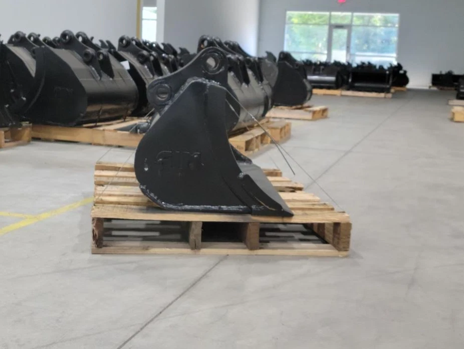 New 36" Ditch Bucket for a Caterpillar 304E CR with Coupler Pins - Image 2 of 3