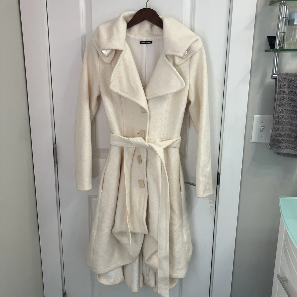Samuel Dong Trench Coat White Bubble Square Pearl Buttons NWOT - Image 2 of 4