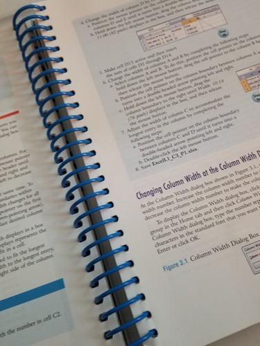Microsoft Excel 2007. Levels 1 & 2 Windows Vista Edition. Benchmark. No CD - Picture 5 of 7