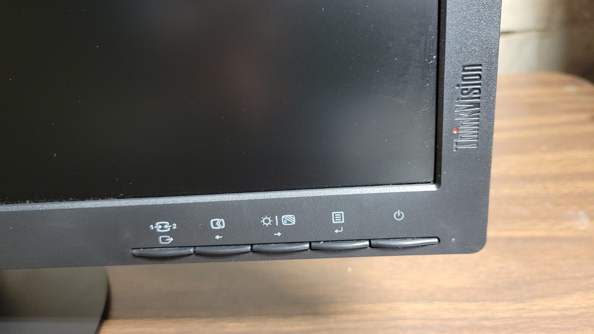 【中古】レノボ 23型LCDモニター ThinkVision T2324d 中古 Lenovoレノボ 23型 LED バックライト LCDモニター