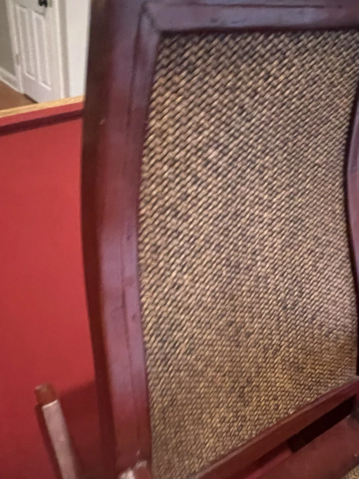 Mecedora infantil vintage de caoba  Foto 3 de 4