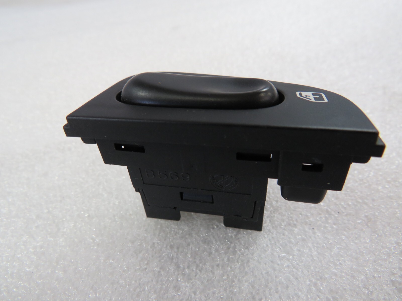 Ferrari 360, Spider, RH, Door Window Switch, Used, Bad Mounts, P/N 65520300