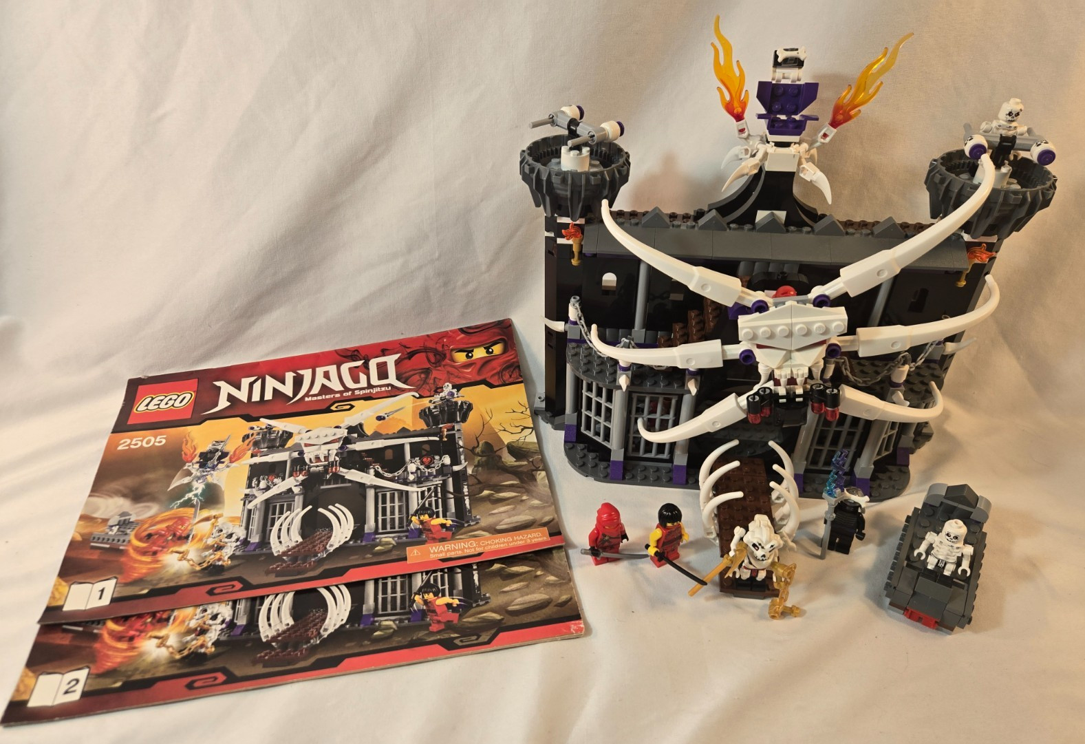 Lego Ninjago The Golden Weapons 2505 Garmadon's Dark Fortress Complete w/Manual