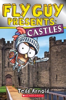Fly Guy Presents: Castles (Scholastic Reader, Level 2) - Paperback - VERY GOOD