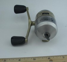 ENSEMBLE DE 4 moulinets de pêche ancien plus un leurre en laiton EUR 25,00 - FR