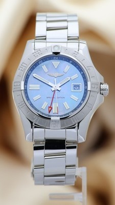 Breitling Avenger II GMT Perlmutt-Blatt 43mm Automatik A32390 Papiere
