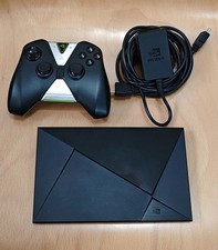NVIDIA SHIELD TV 2015 - P2571 + GAME CONTROLLER