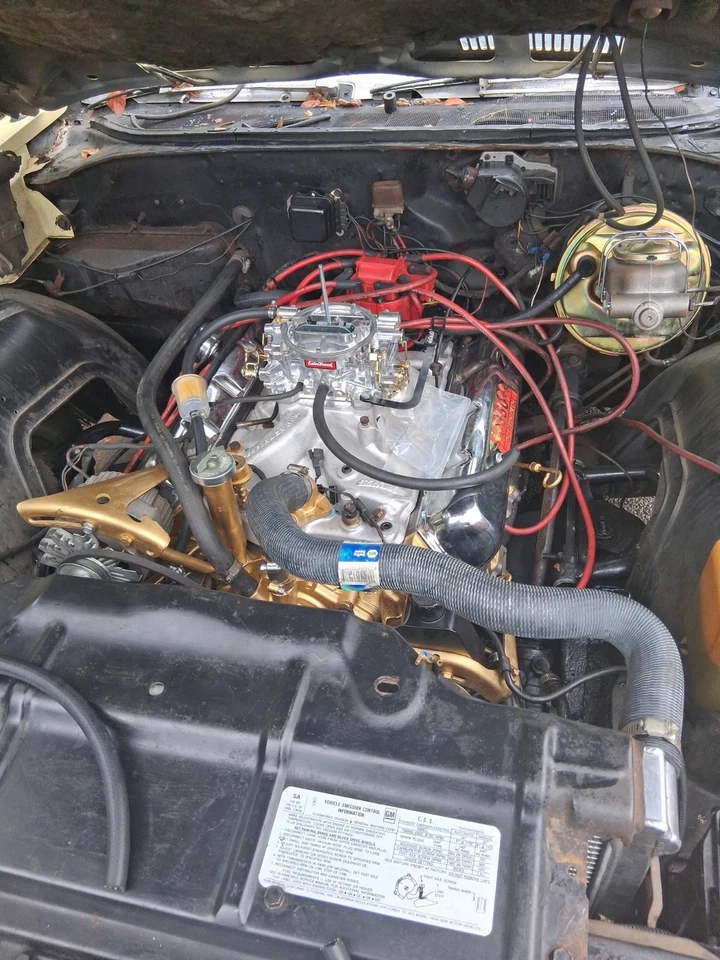 Oldsmobile Cutlass Base 1972 Foto 2 de 4