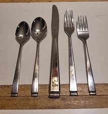 Reed & Barton Barclay Pattern Japan 5 Pcs Place Setting 18-8 Stainless 