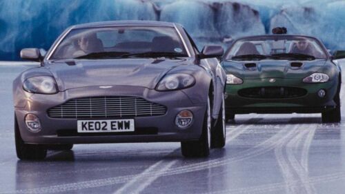 Minichamps 1:43 James Bond 007 Aston Martin Vanquish and Jag XKR NEW. - Picture 8 of 8