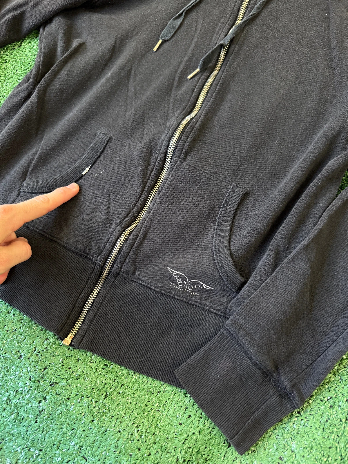 UNDERCOVER Felpa con cappuccio zip intera Victoria’s Secret Super Model Essentials taglia S nera DIFETTI