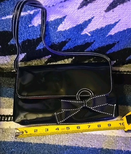 Purse Handbag Victoria's Secret black Patent leather bow red lining New - Picture 7 of 7