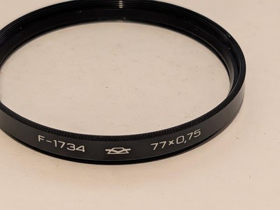 Zenit Skylight F-1734  Filter - 77mm screw mount
