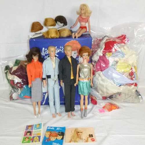 HUGE Vtg Mattel Barbie Lot 5 Dolls Case FULL of Clothing Acc. Some HTF Many TLC