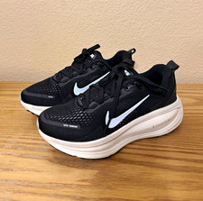 Nike ZoomX Black/White Low Top Lace-Up Mens R...
