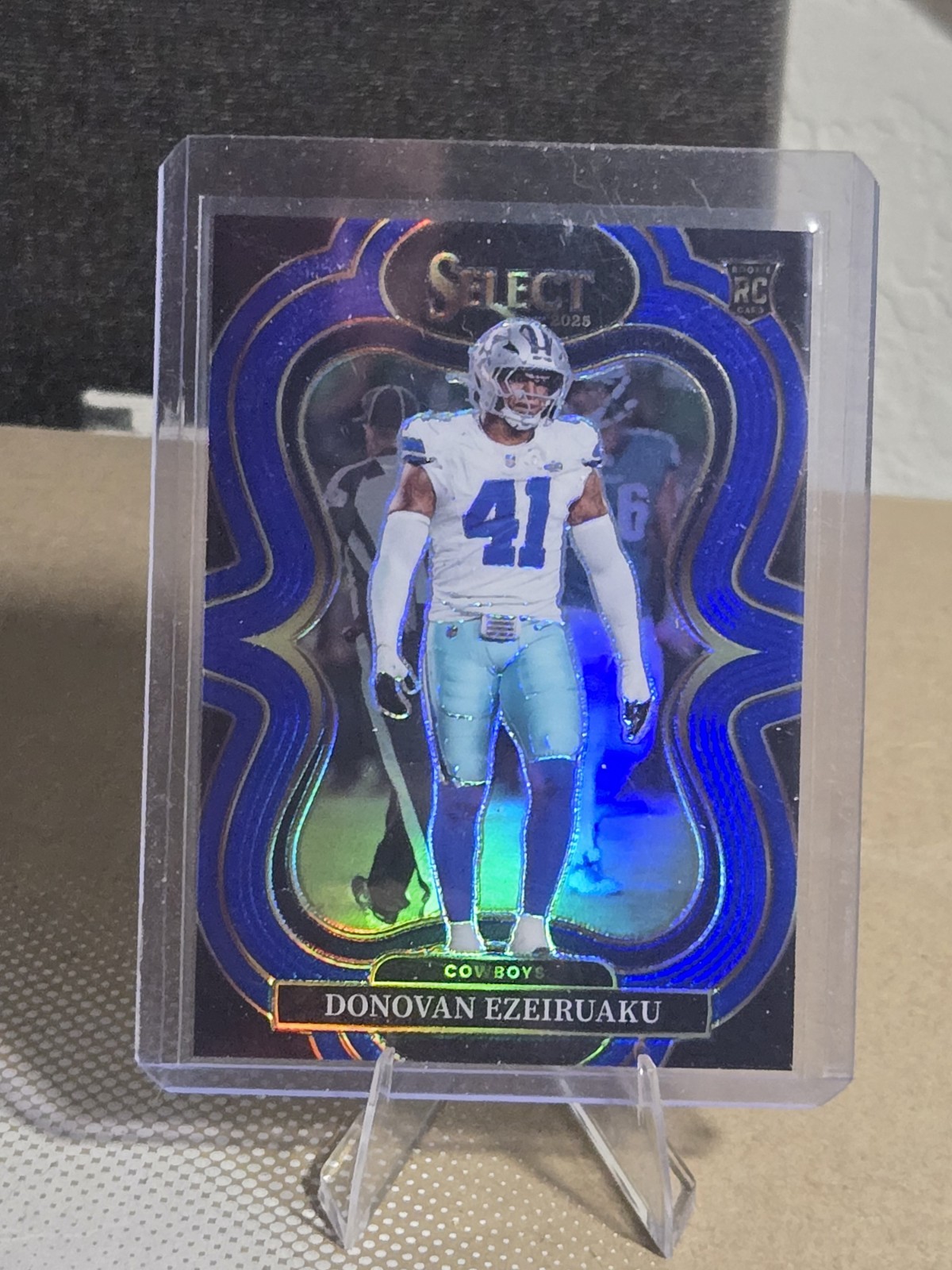 2025 Panini Select - Suite Level Donovan Ezeiruaku #397 Blue Prizm /99