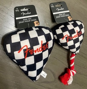 Brand New Perri’s Dog Toy Fender Squeaky Toys Guitar Picks  Lot of 2 Chewy Toys