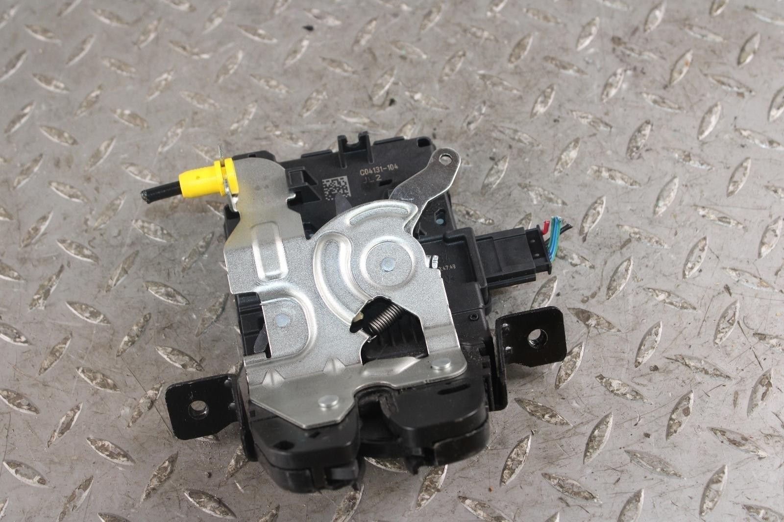 Maserati Ghibli 2014-2019 Rear Trunk latch
