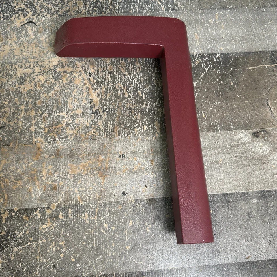 1988-1994 Chevrolet Silverado GMC Sierra Dash Cluster Pad Trim Air Vent OBS Red - Image 3 of 4