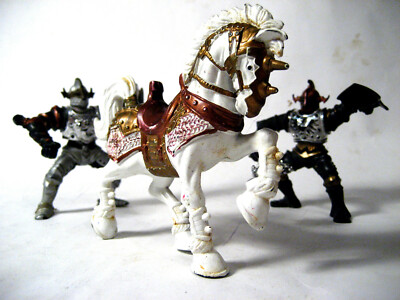 es.POPO FIGURAS MEDIOVAL CABALLO Y 2 JINETES (#*/*) 15.5