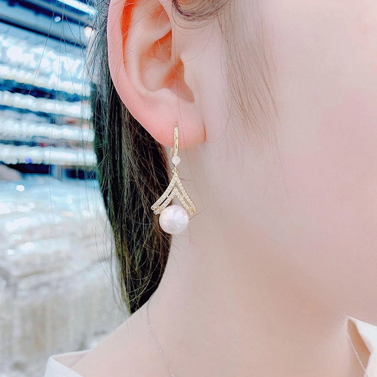 Trendy long earrings deals