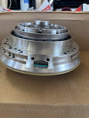 ☆ＡＲＦ３０☆様 New OEM Genuine Ford Bracket LP5Z7A130D / LP5Z-7A130-D