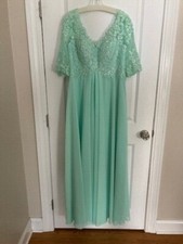 Womans Size 14 Formal Dress
