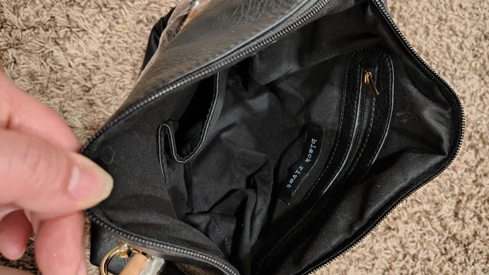 NUEVO Bolso Bandolera Negro Remache Cuero Negro con Correa TAN TOTE Foto 4 de 4