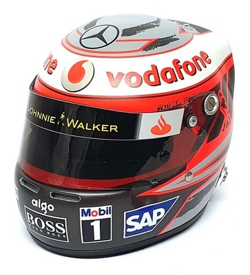 Vodafone McLaren Mercedes ヘルメット s-l400.jpg