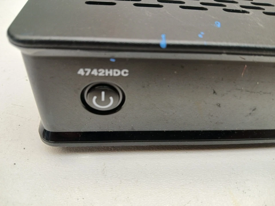 Cisco Technicolor 4742HDC2 High Definition HD Receiver Cable Box No Remote - Image 2 of 2