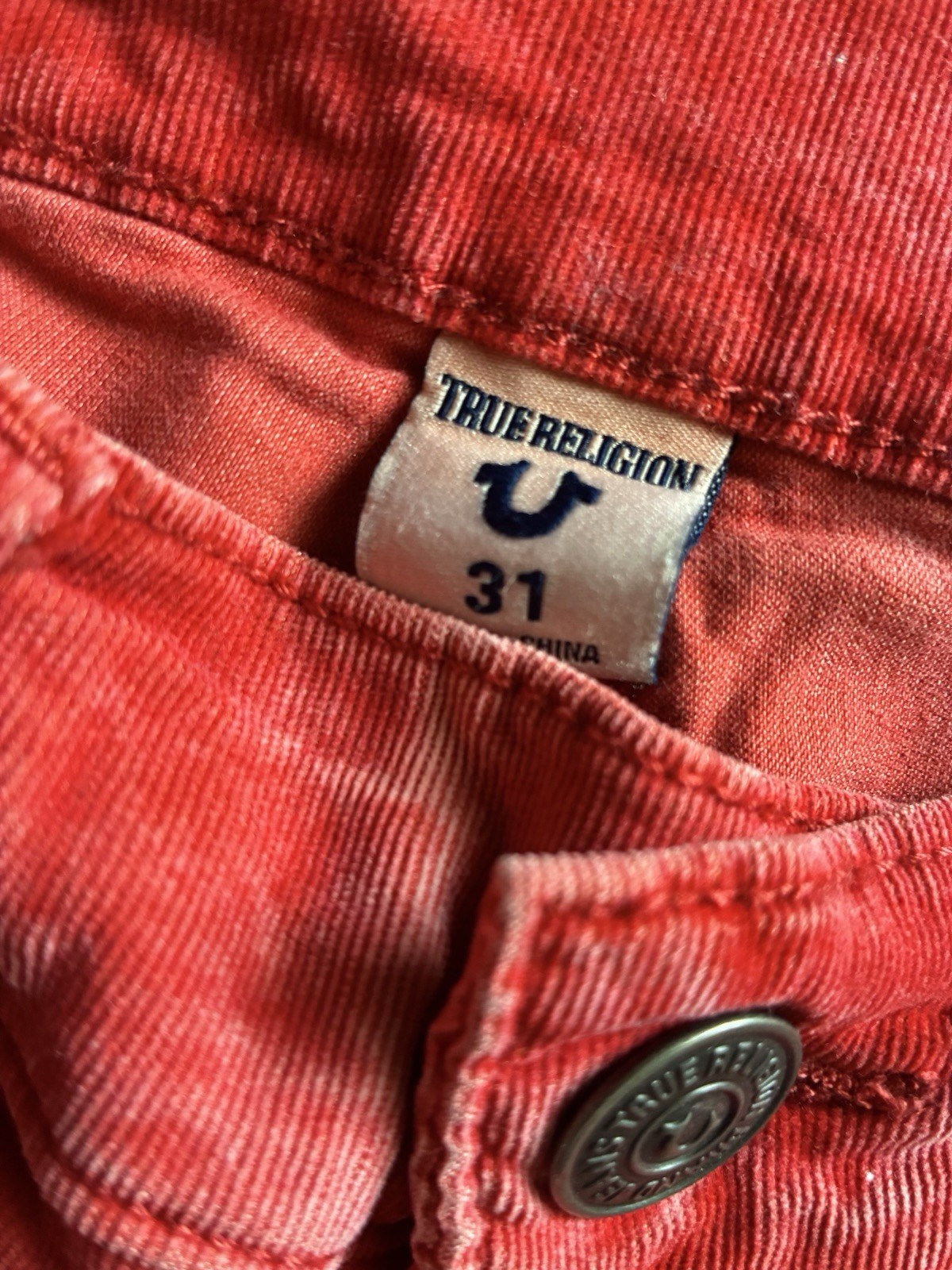 True Religion Red Ricky Corduroy Mens Short - Size 31 thumbnail 10