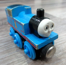 1992 Shining Time Wooden 3rd Version Thomas the Train Flat Magnets Staples