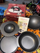 Vtg Betty Crocker Bake 'n Fill Baking Pan Set 4 Pc Cake Pans Dome Top Orig Box!