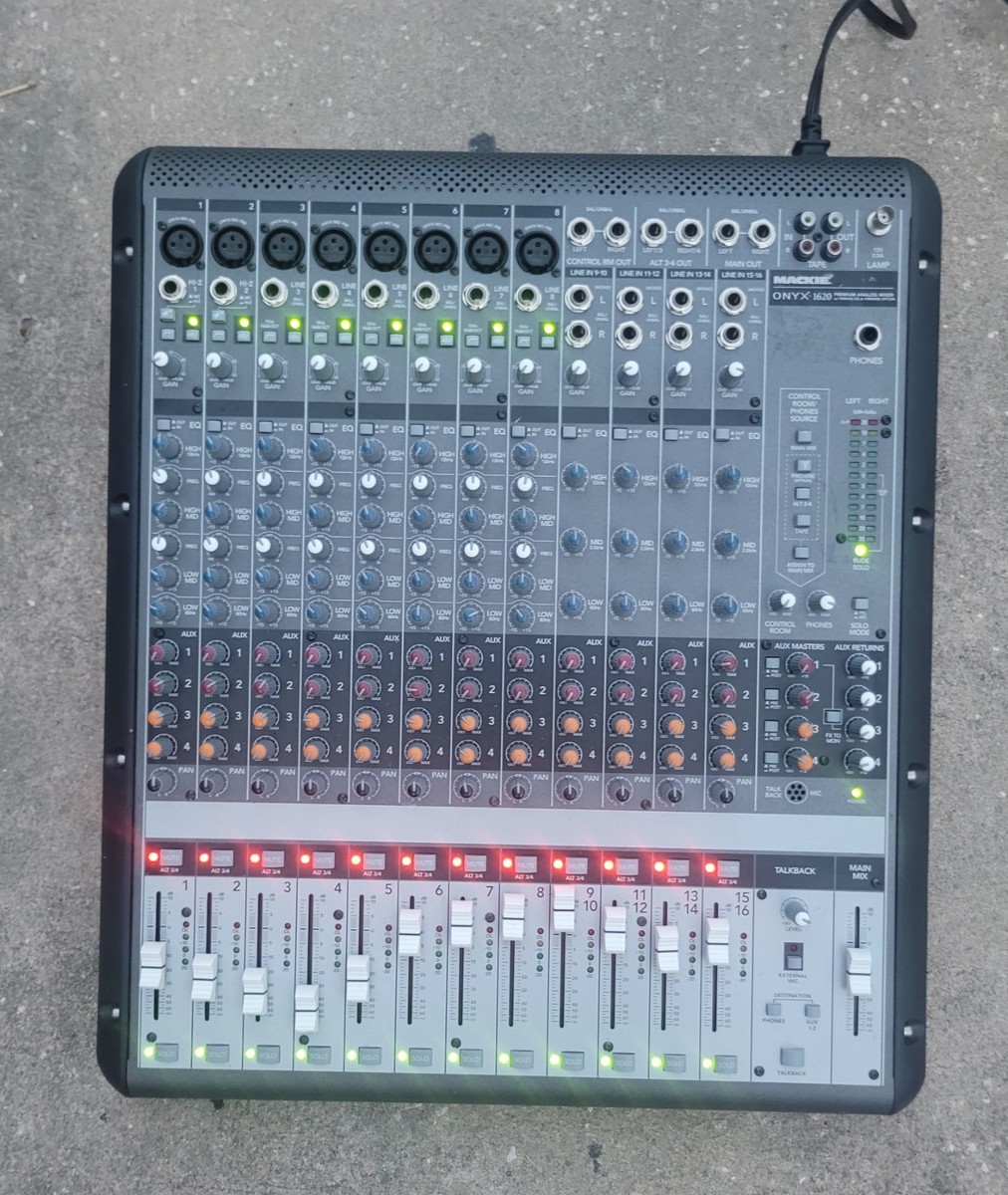 MACKIE ONYX 1620 【送料無料】 s-l1200.jpg