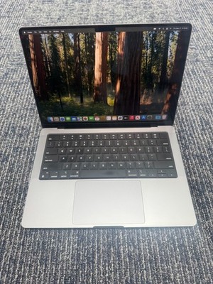 MacBook Pro 14'' 2023 M3 10-Core CPU 10-Core GPU 8GB, 512GB - Great Condition