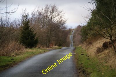 Photo 12x8 Old Scotch Road High Oaks/SD6291 A long and mostly straight ro c2013