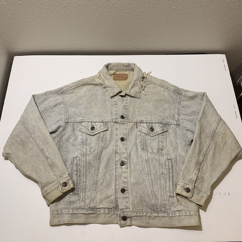 Vintage LEVIS Denim Trucker Jacket Grim Reaper Skulls Art USA 70507 Mens Size L - Picture 2 of 12