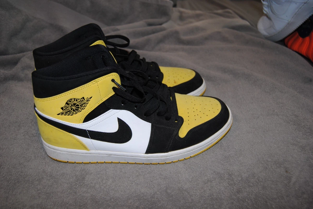 Jordan 1 black sales yellow 2019