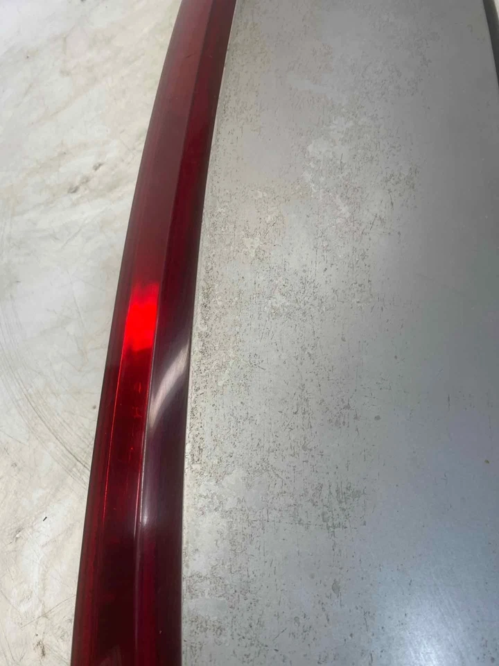 Used Rear Spoiler fits: 2008 Cadillac Escalade Rear Grade A Foto 3 de 4