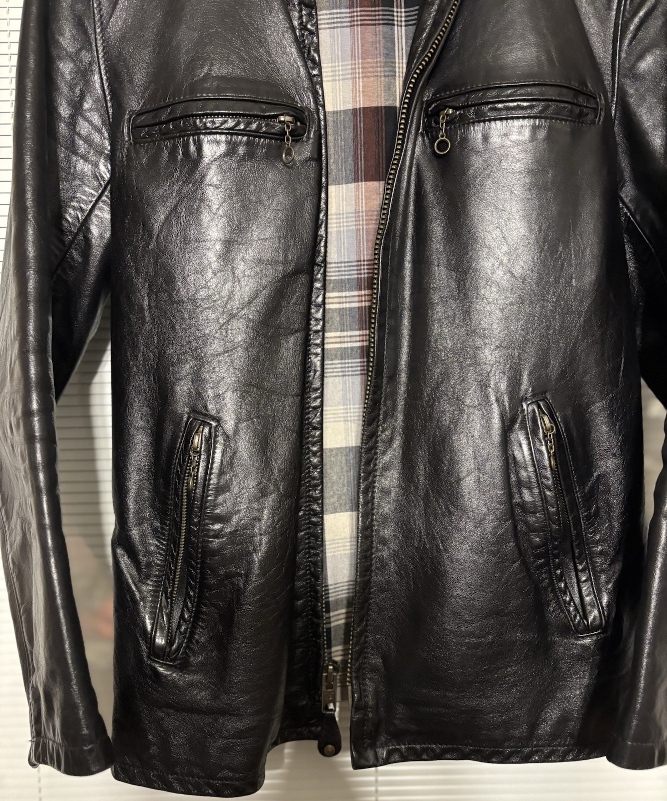 Schott NYC Black Leather Cafe Racer Jacket Men’s Small Made In USA Dean Classic