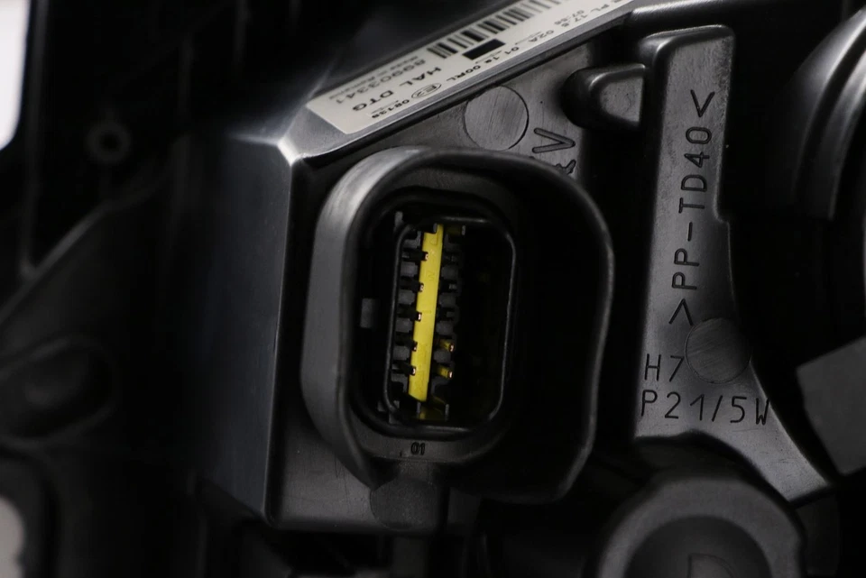 Faro derecho peugeot 3008 09-12 faro oem valeo 43787 Foto 2 de 4