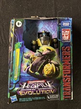 Transformers Legacy Evolution Animated Universe Prowl Deluxe Class Hasbro NEW
