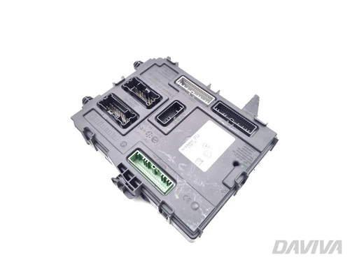 Nissan Qashqai Module de commande central du corps 1.3 DIG-T Essence 284B1-6FP1A
