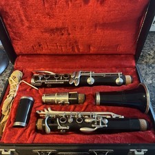 Wurlitzer soprano clarinet with case. USA. Very good condition.